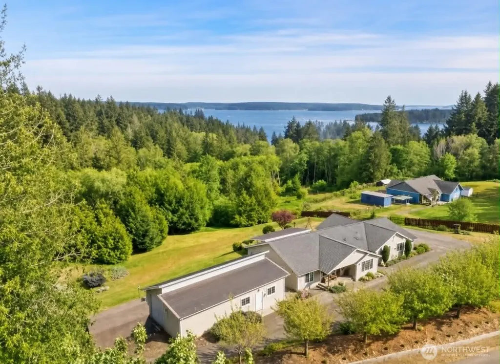 171 E Rauschert Road Grapeview WA 98546
