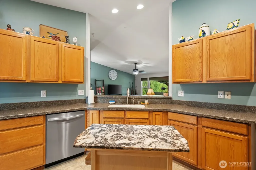 171 E Rauschert Road Grapeview WA 98546