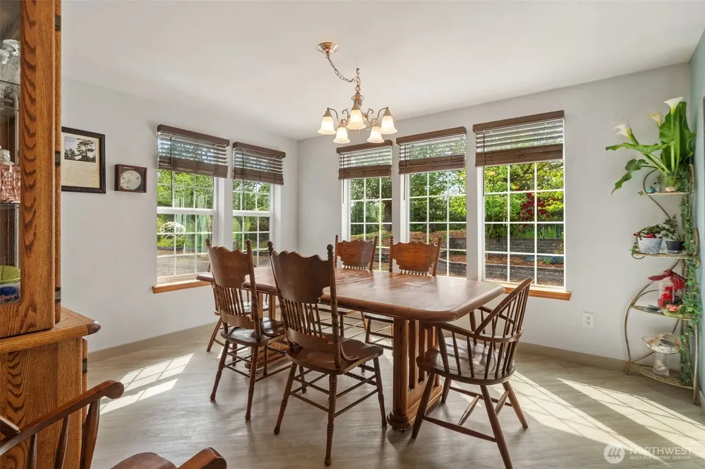 171 E Rauschert Road Grapeview WA 98546