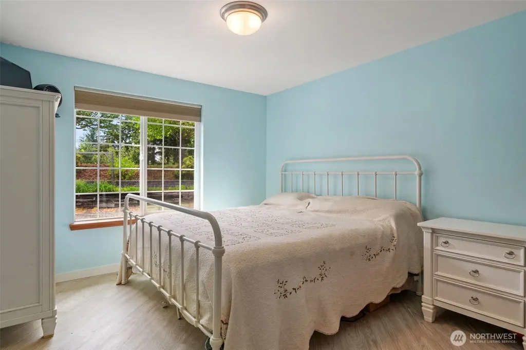 171 E Rauschert Road Grapeview WA 98546