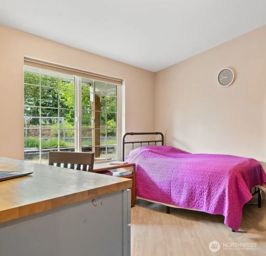 171 E Rauschert Road Grapeview WA 98546