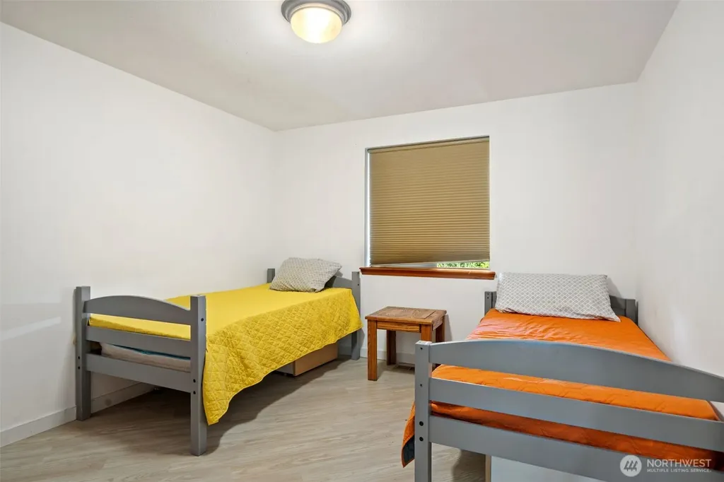 171 E Rauschert Road Grapeview WA 98546
