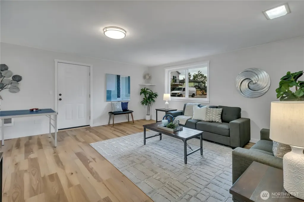 14418 26th Court S Seatac WA 98168
