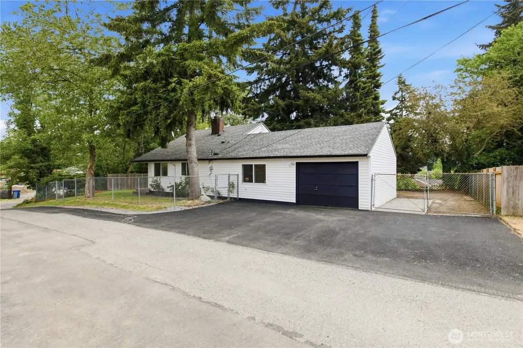 14418 26th Court S Seatac WA 98168
