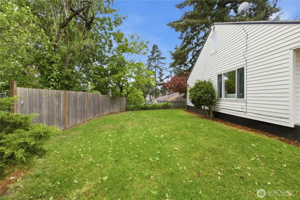14418 26th Court S Seatac WA 98168