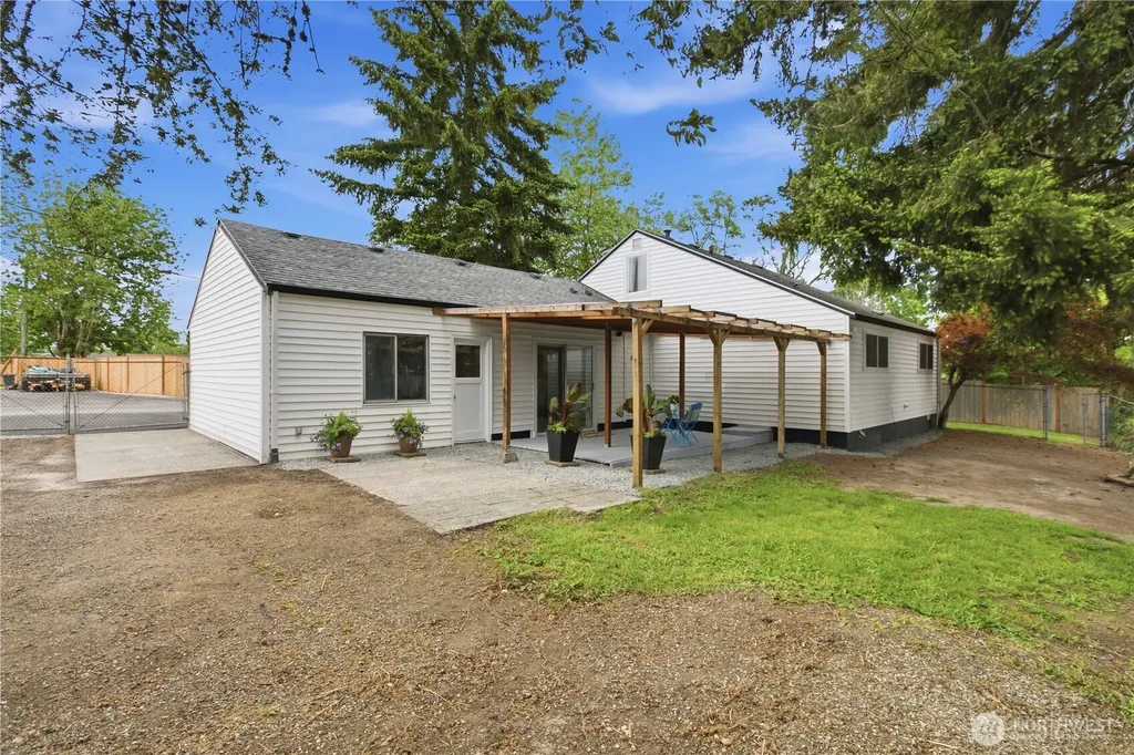 14418 26th Court S Seatac WA 98168