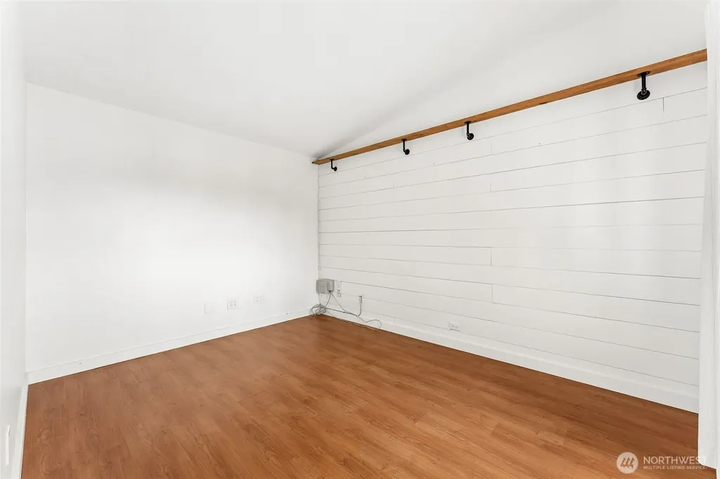 81 E Sea Breeze Drive Grapeview WA 98546
