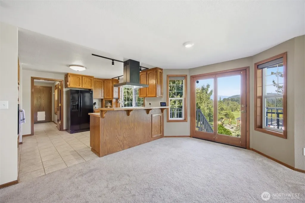 13085 Sunrise Drive Mount Vernon WA 98273