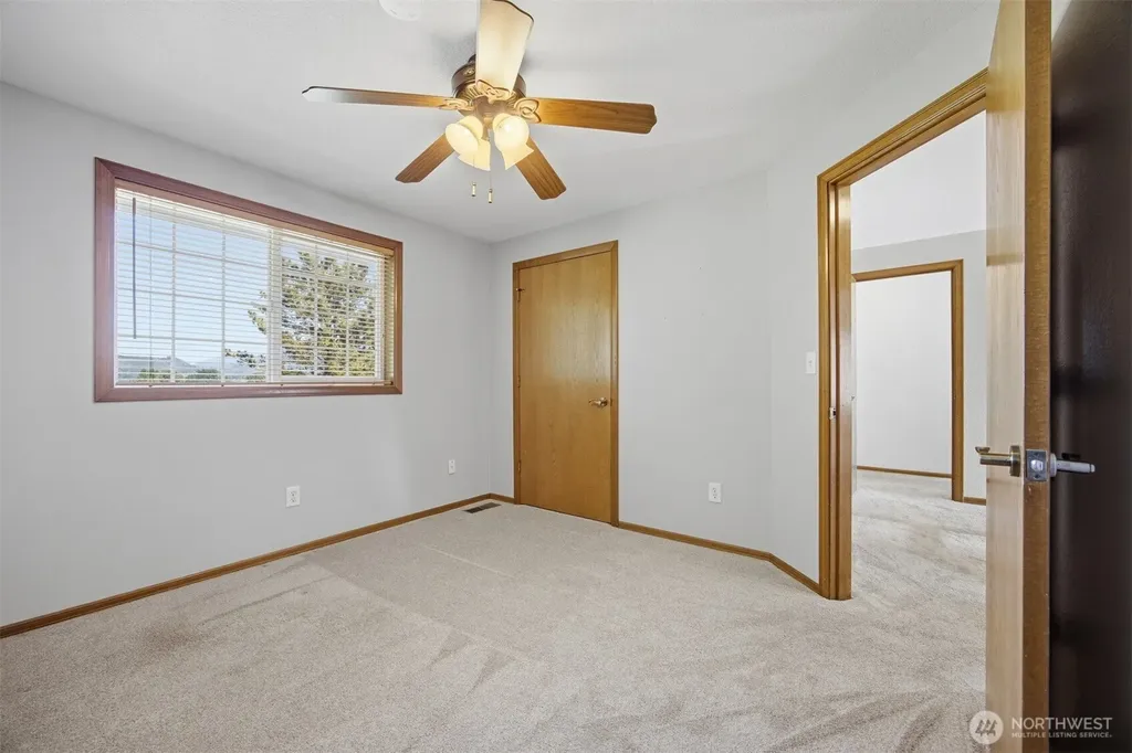 13085 Sunrise Drive Mount Vernon WA 98273