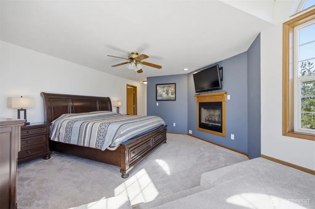 13085 Sunrise Drive Mount Vernon WA 98273