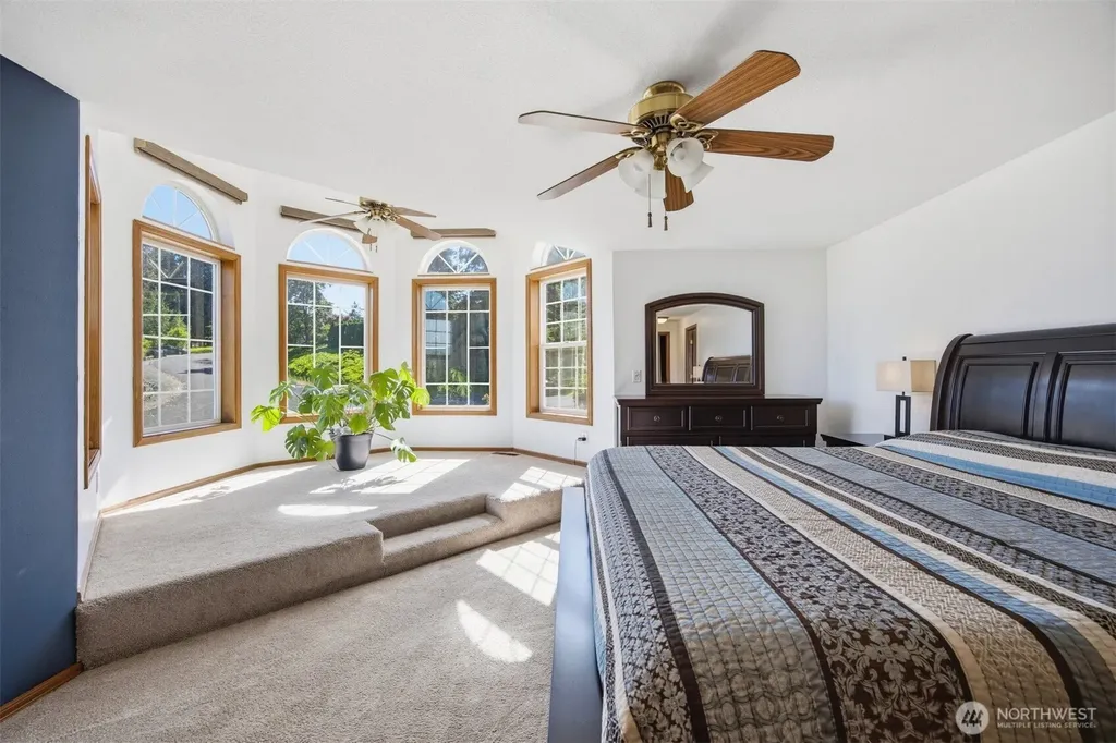 13085 Sunrise Drive Mount Vernon WA 98273