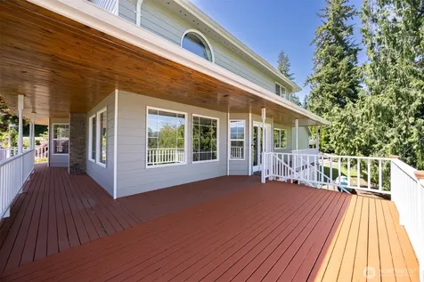 13085 Sunrise Drive Mount Vernon WA 98273