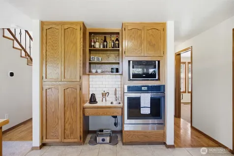 13085 Sunrise Drive Mount Vernon WA 98273
