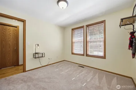 13085 Sunrise Drive Mount Vernon WA 98273