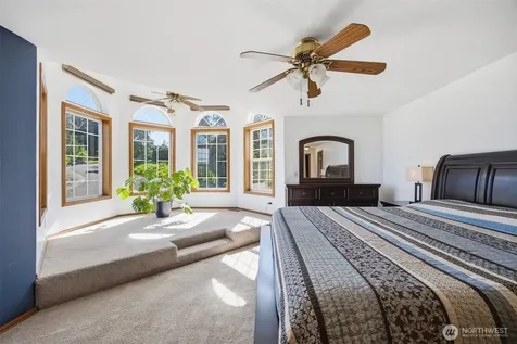 13085 Sunrise Drive Mount Vernon WA 98273