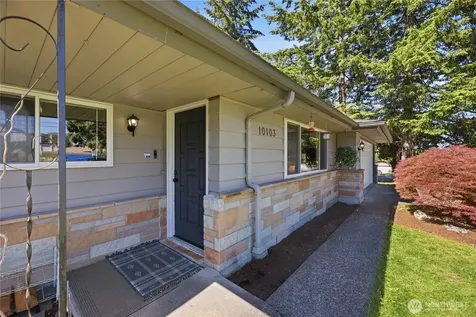 10103 SE 206th Street Kent WA 98031