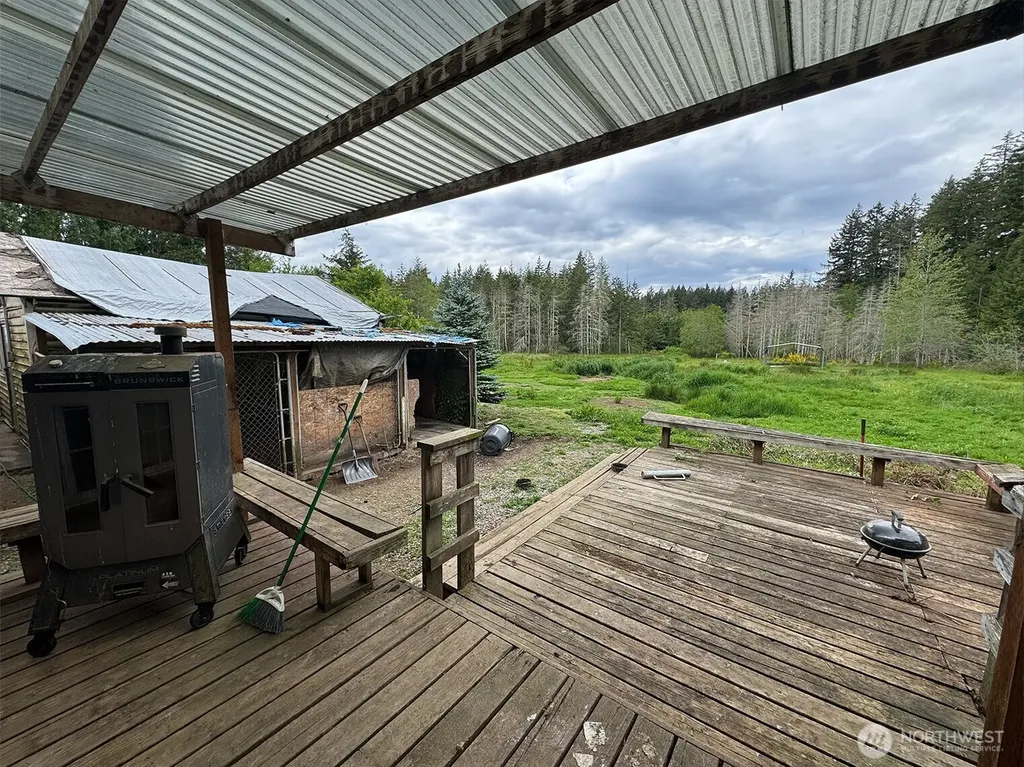 16491 E State Route 3 Allyn WA 98524