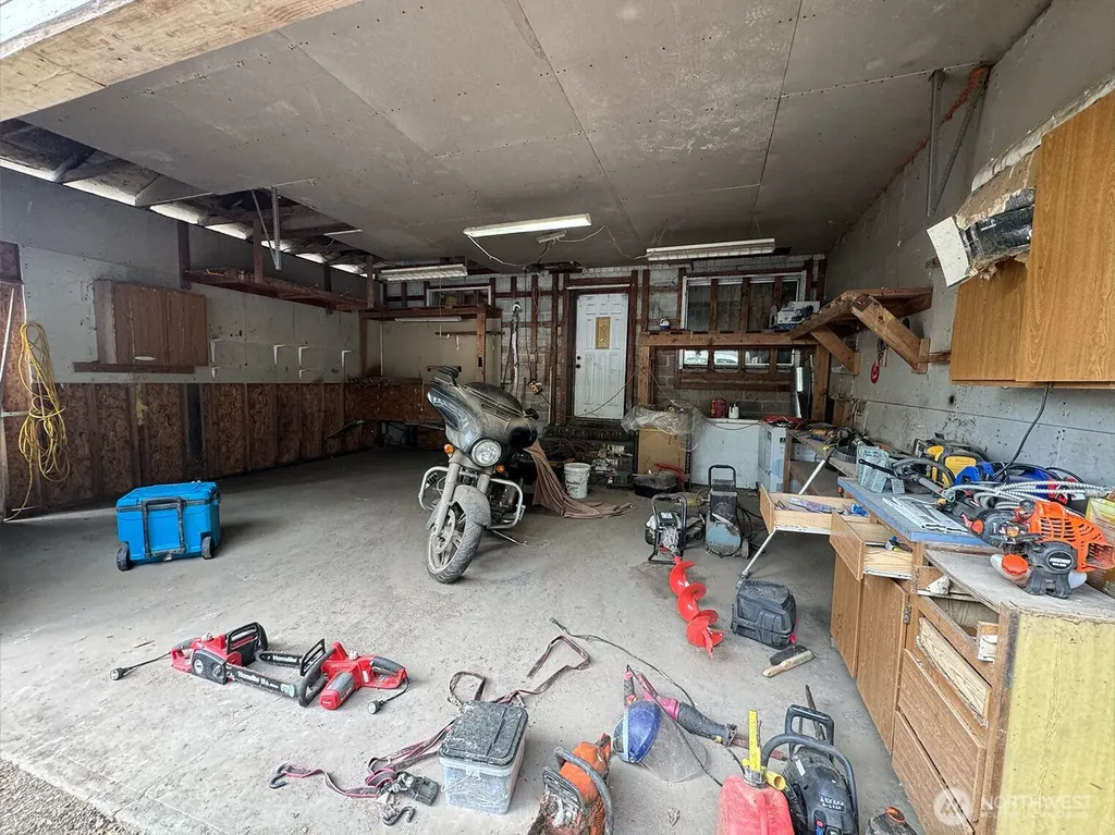 16491 E State Route 3 Allyn WA 98524