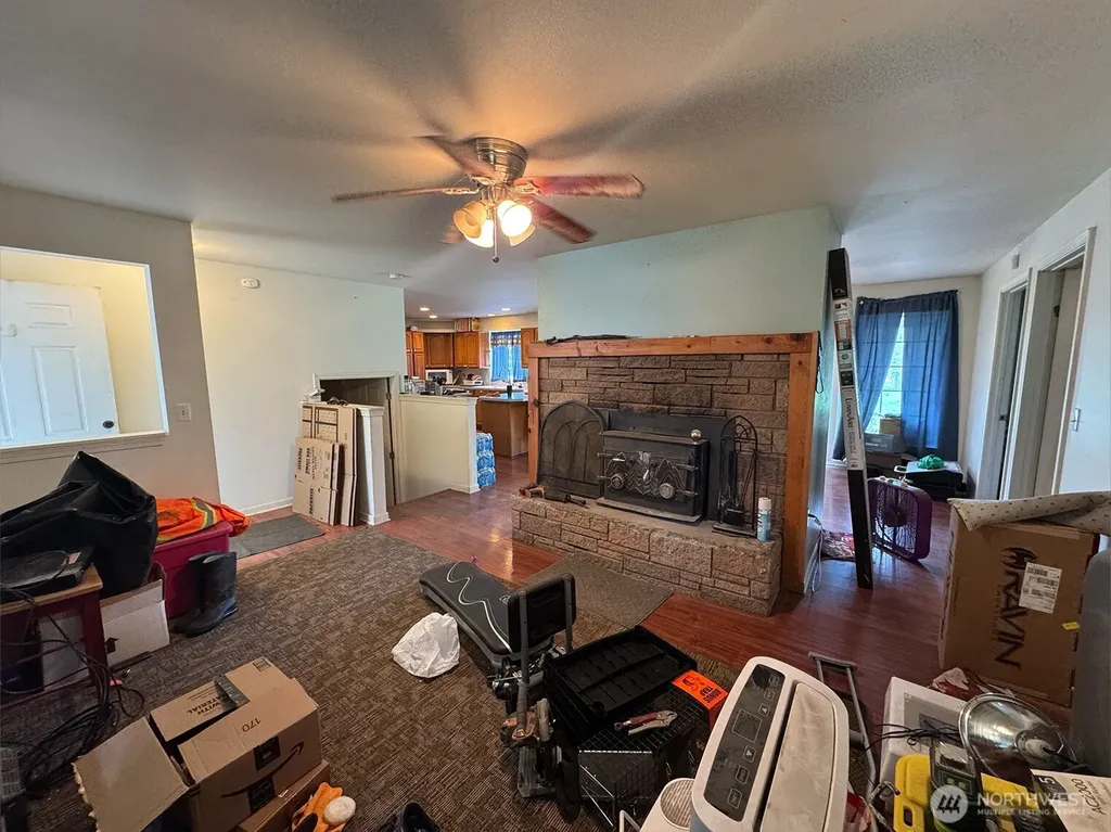 16491 E State Route 3 Allyn WA 98524