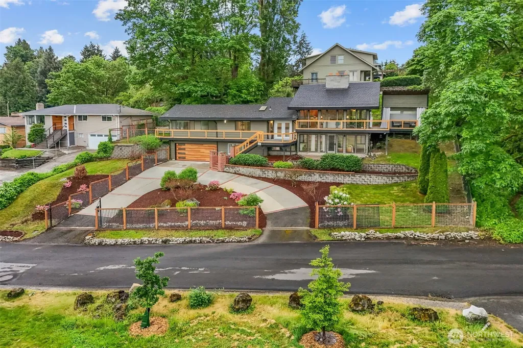 4509 S Snoqualmie Street Seattle WA 98118