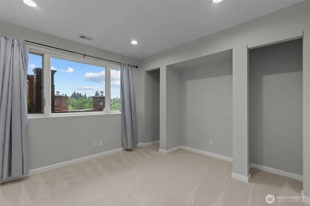 4509 S Snoqualmie Street Seattle WA 98118