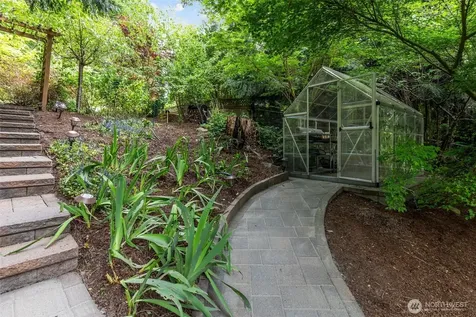 15811 20th Place W Lynnwood WA 98087