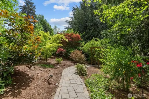 15811 20th Place W Lynnwood WA 98087