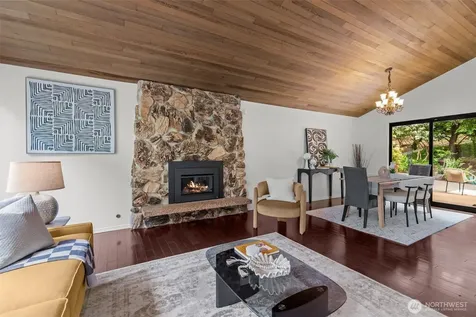 15811 20th Place W Lynnwood WA 98087