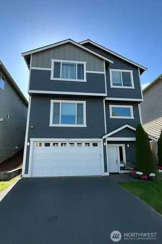 2704 S 120th Place Seattle WA 98168