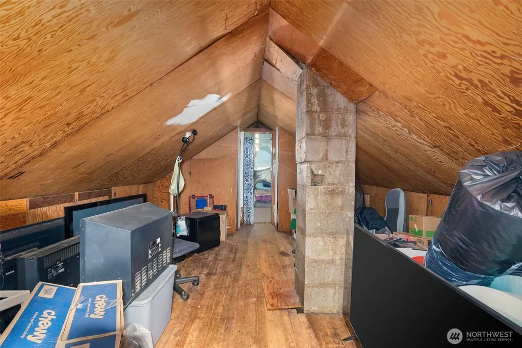 1941 Gerber Street Raymond WA 98577