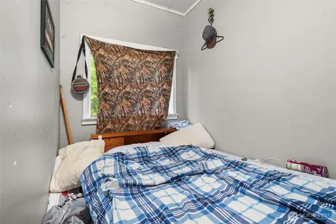 1941 Gerber Street Raymond WA 98577