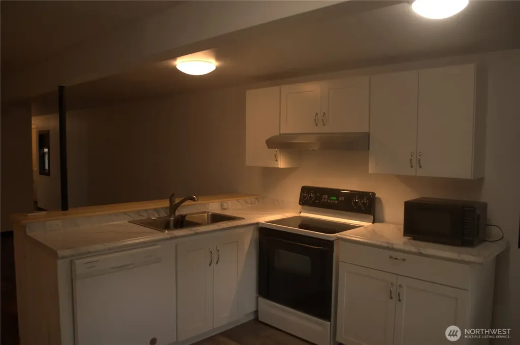 7136 Portal Way Ferndale WA 98248
