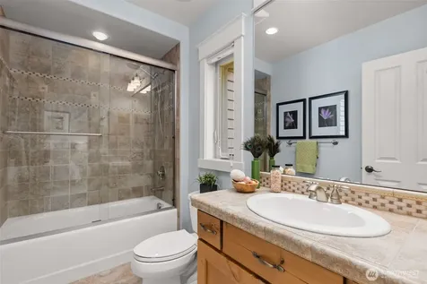 5370 228th Avenue SE Issaquah WA 98029