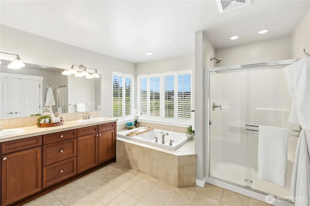 21503 29th Street E Lake Tapps WA 98391