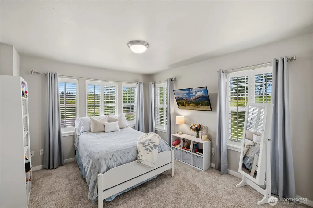 21503 29th Street E Lake Tapps WA 98391