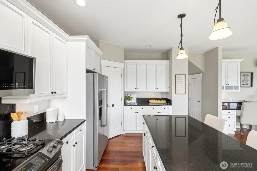 21503 29th Street E Lake Tapps WA 98391