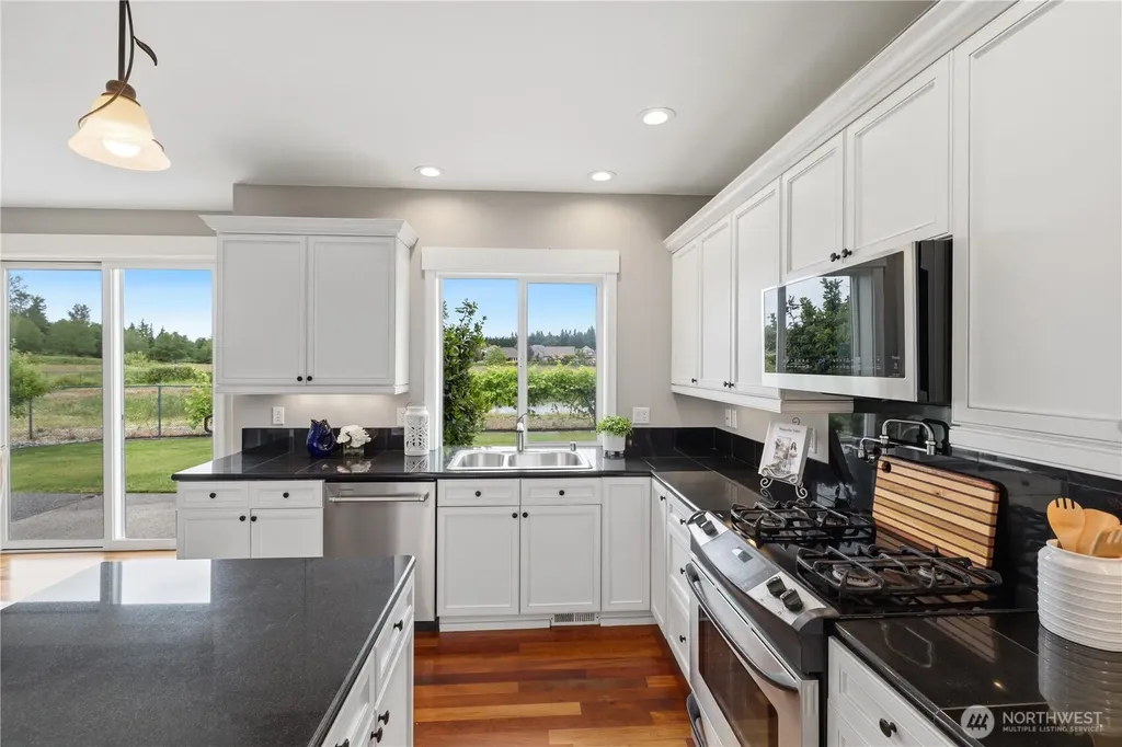 21503 29th Street E Lake Tapps WA 98391