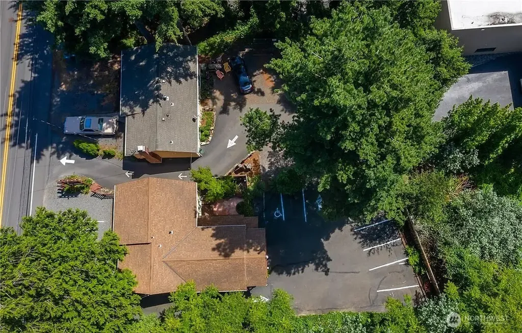 6461 NE 181st Street Kenmore WA 98028