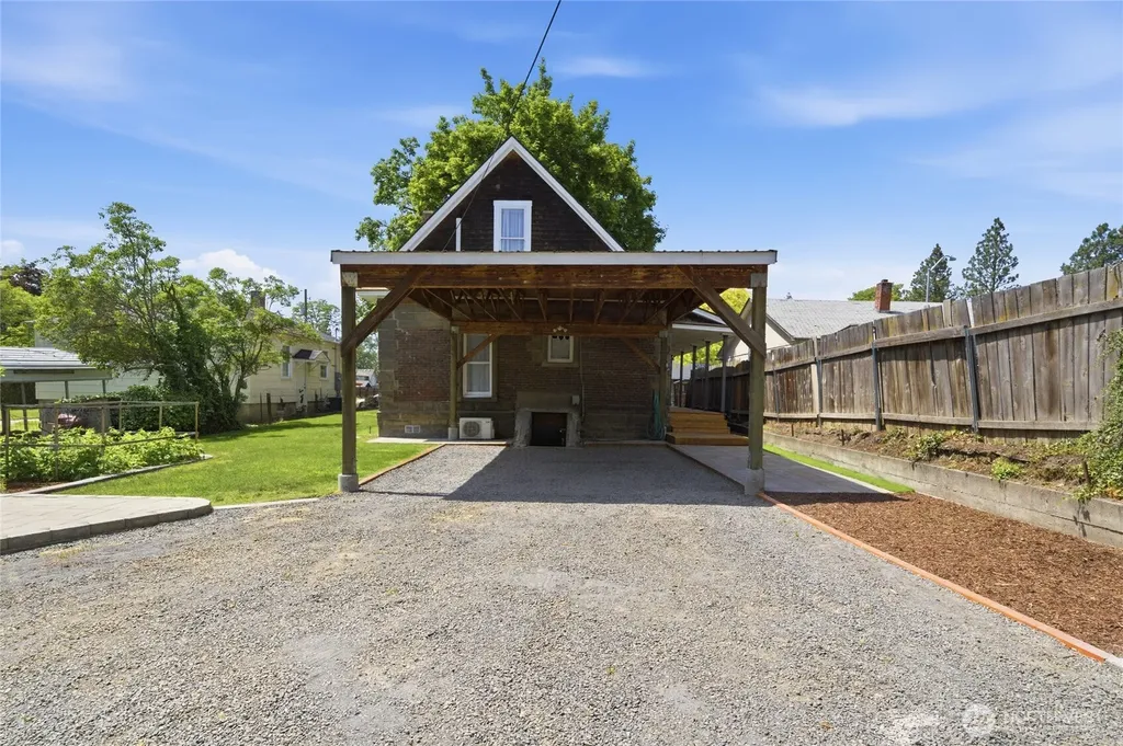 1040 Pomona Street Walla Walla WA 99362