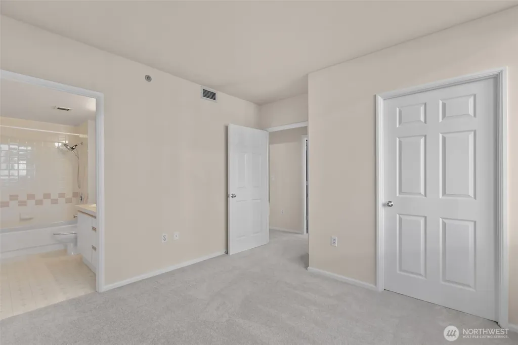2600 2nd Avenue Seattle WA 98121