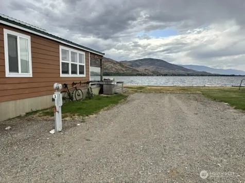 17 Oro Beach Lane Oroville WA 98844