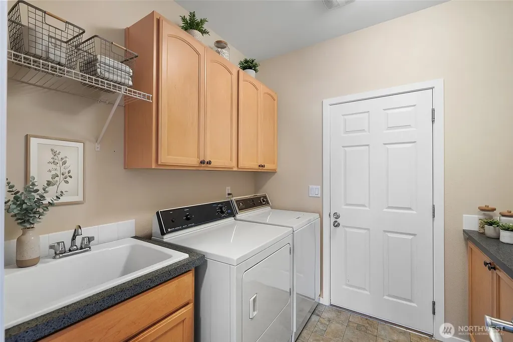 4812 Spokane Street NE Lacey WA 98516