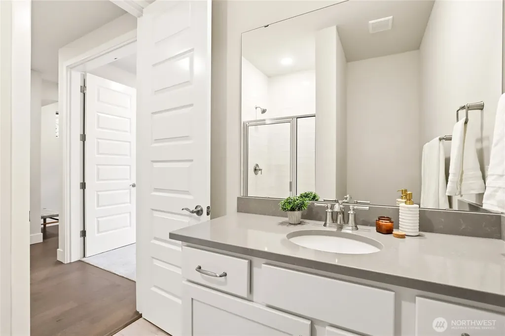 954 Dove Tail Lane NW Bainbridge Island WA 98110