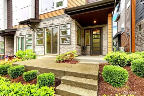 954 Dove Tail Lane NW Bainbridge Island WA 98110