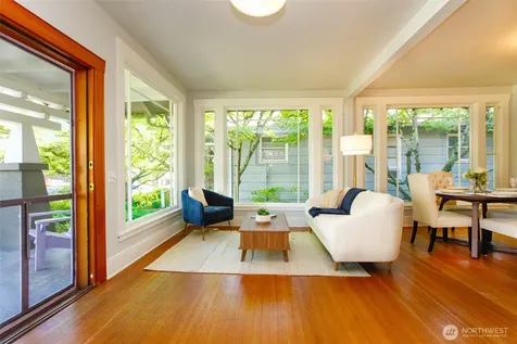 6525 23rd Avenue NE Seattle WA 98115