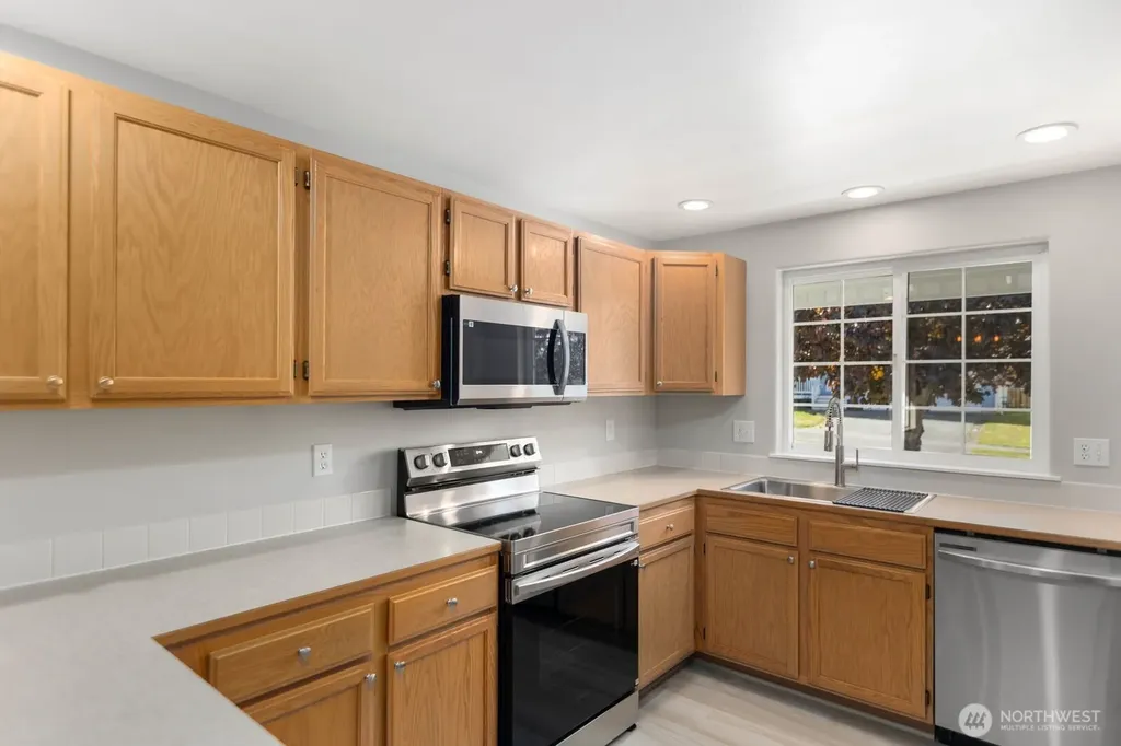 8127 Valley View Drive Arlington WA 98223