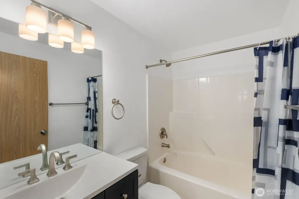8127 Valley View Drive Arlington WA 98223
