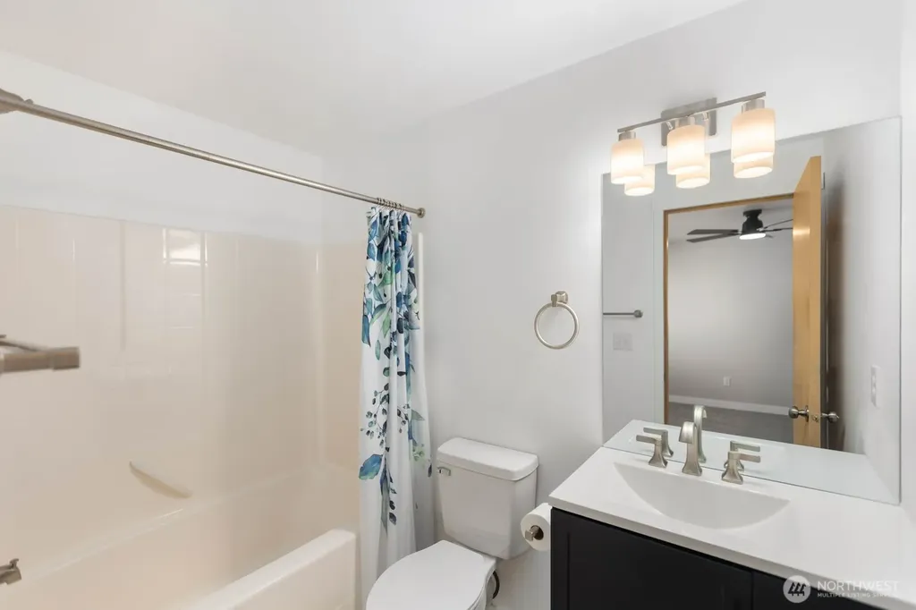 8127 Valley View Drive Arlington WA 98223