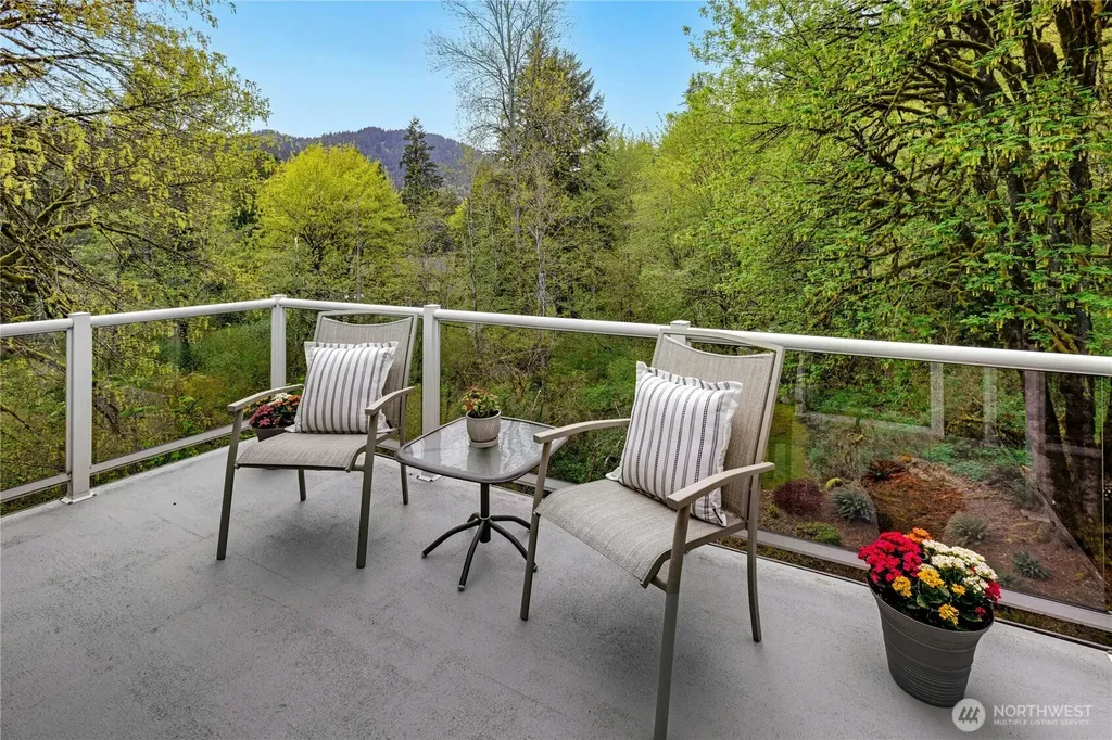 14124 229th Drive SE Issaquah WA 98027
