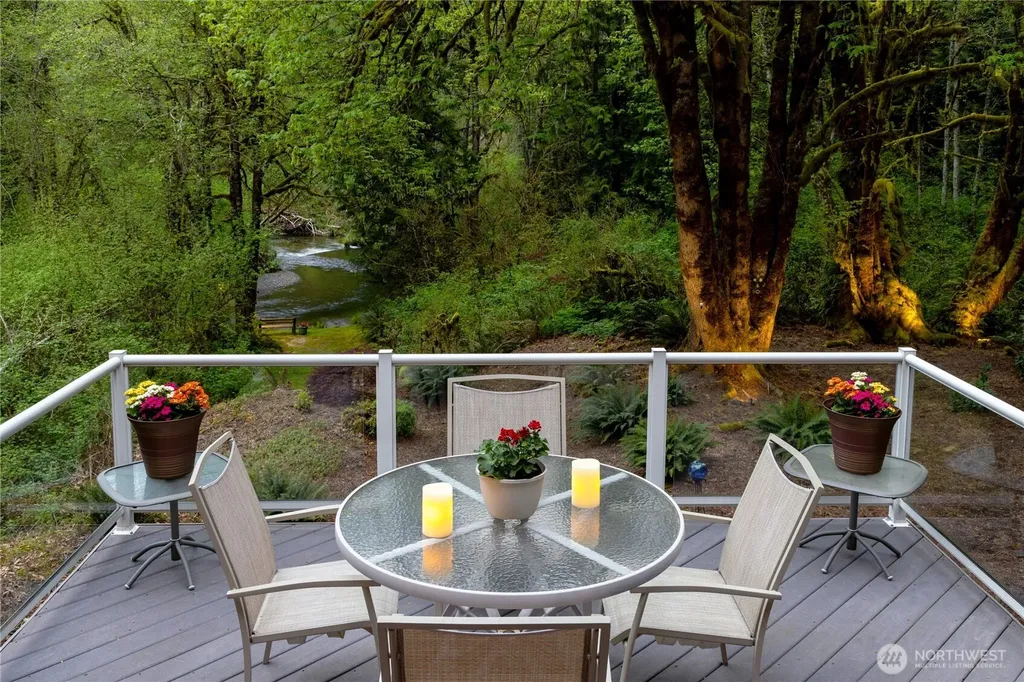 14124 229th Drive SE Issaquah WA 98027